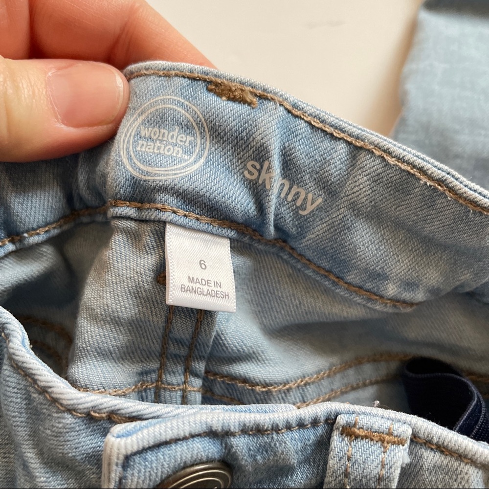 Wonder Nation Girls Skinny Jeans - Picture 5 of 5